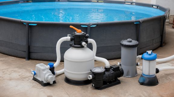 Piscine hors-sol : comparatif des meilleurs systèmes de filtration