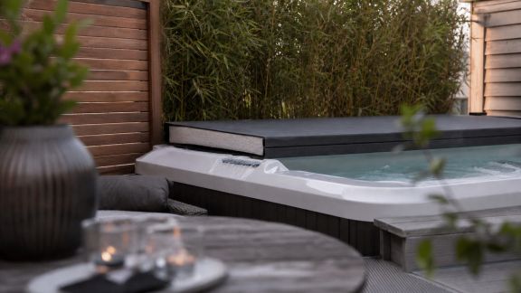Limiter le bruit d’un spa à la maison : astuces et conseils pratiques