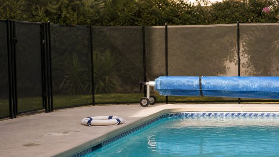Checklist indispensable pour sécuriser sa piscine avant l’été